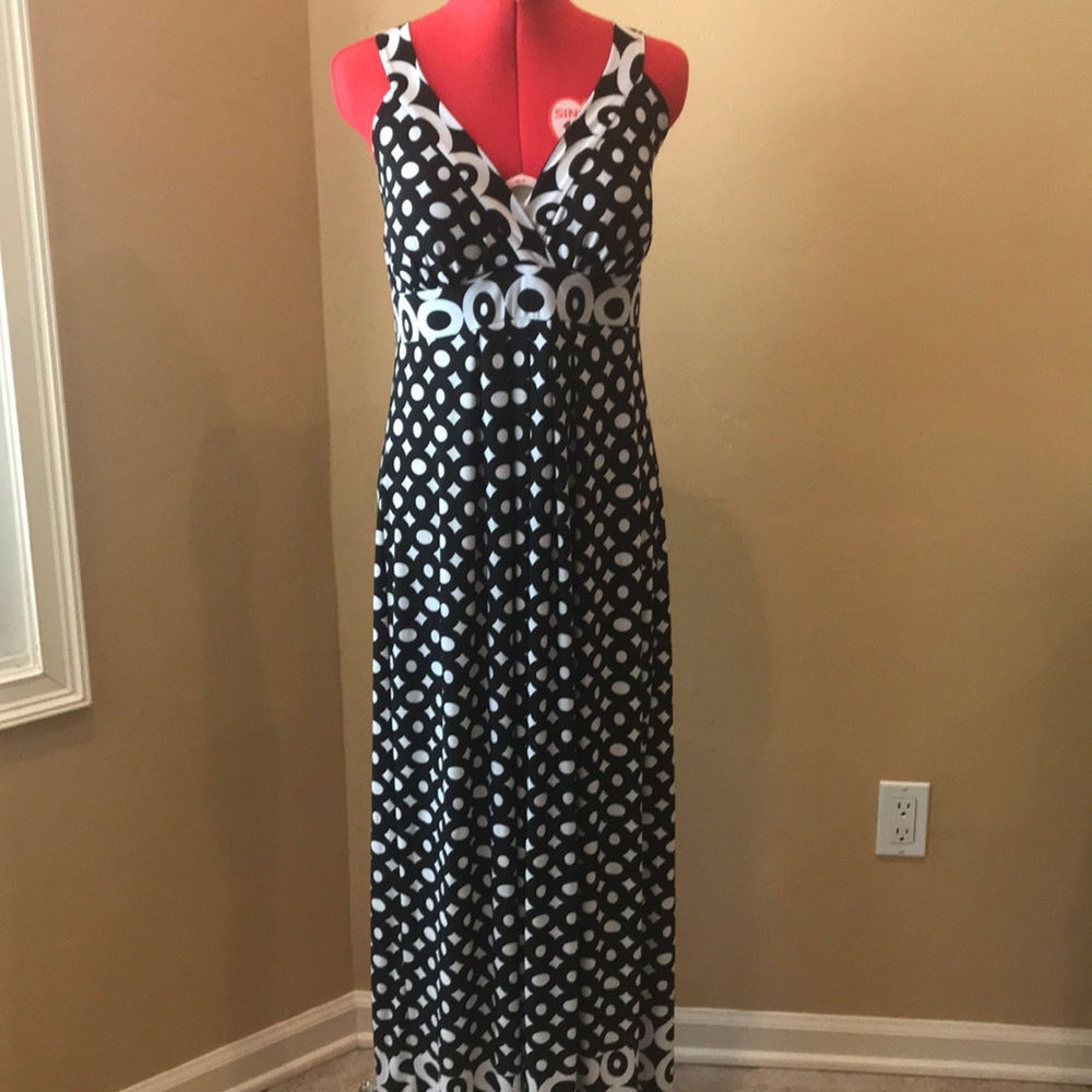 Fun Valerie Bertinelli Maxi Dress!